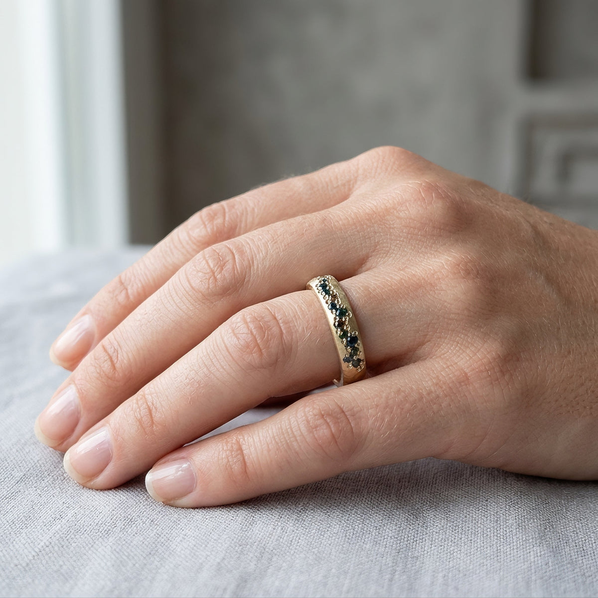 Clara - Klassischer Vintage-Ring in Gold