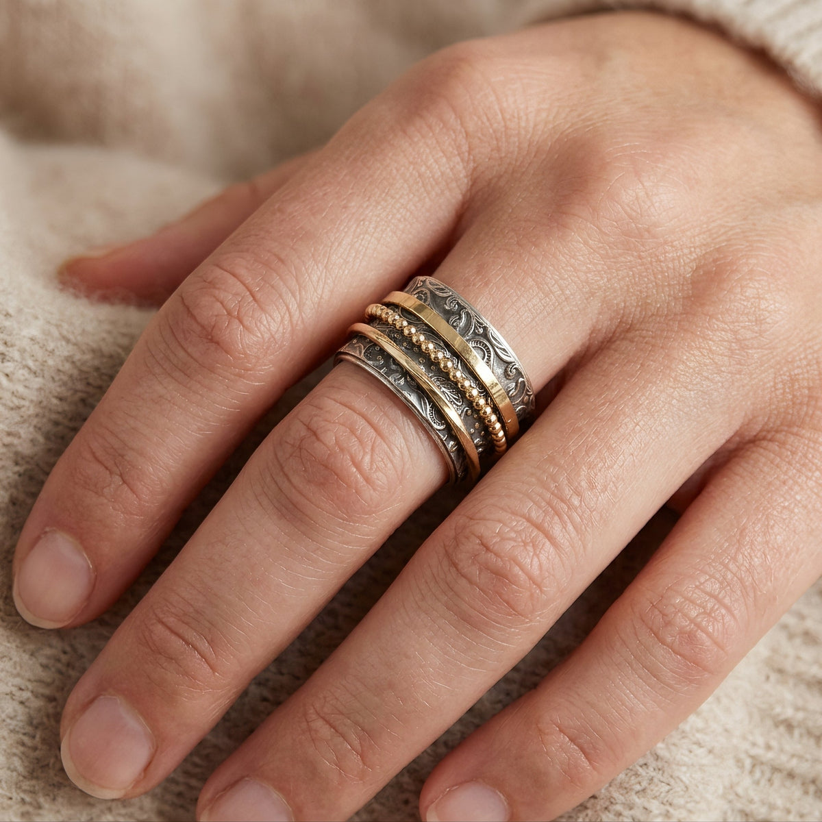 Cherilyn – Antikes Vintage-Ring aus Gold und Silber