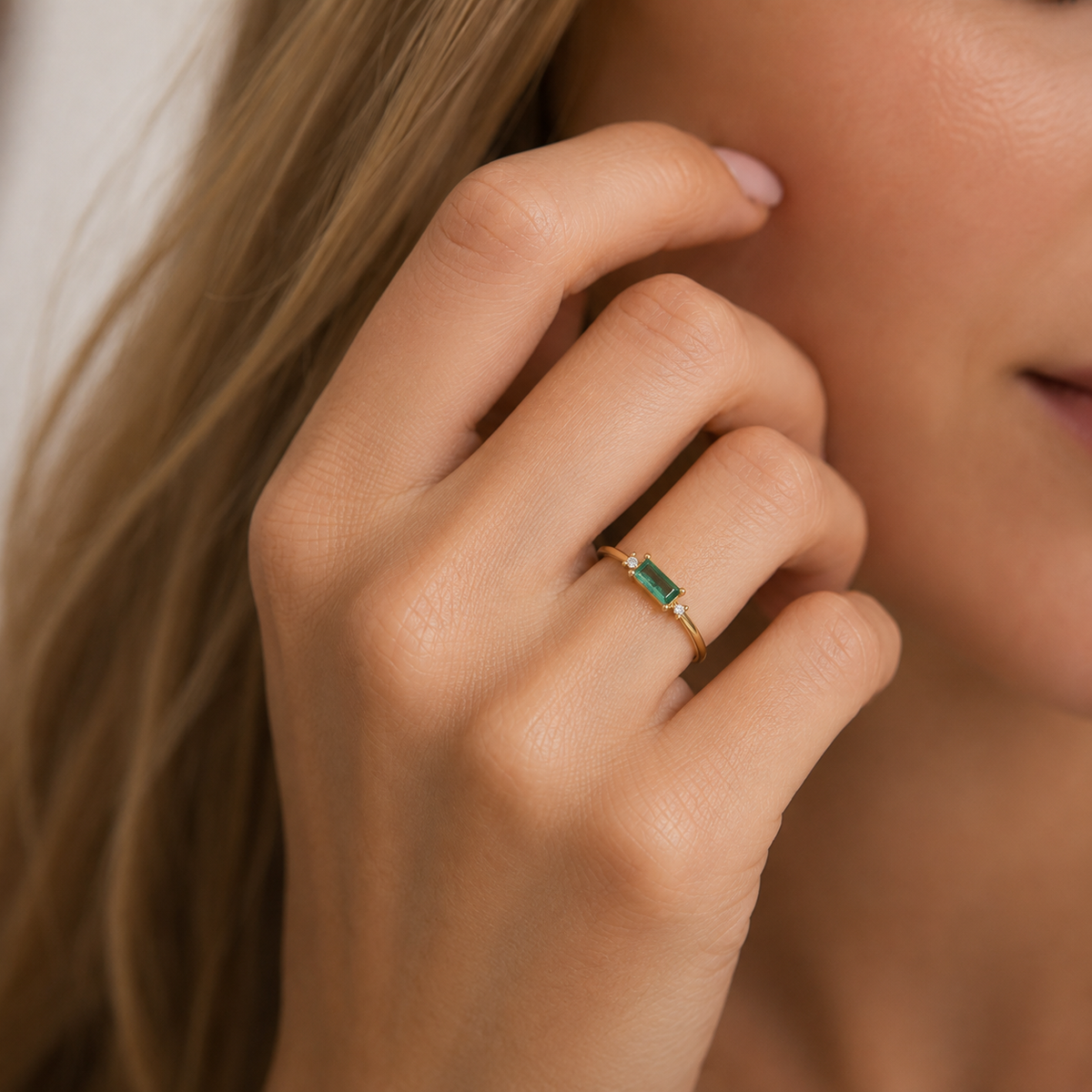 Fen - Anillo baguette weich mit grüner Zirkonia