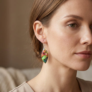 Soraya – Ohrringe im Vintage-Stil mit bunten Steinen