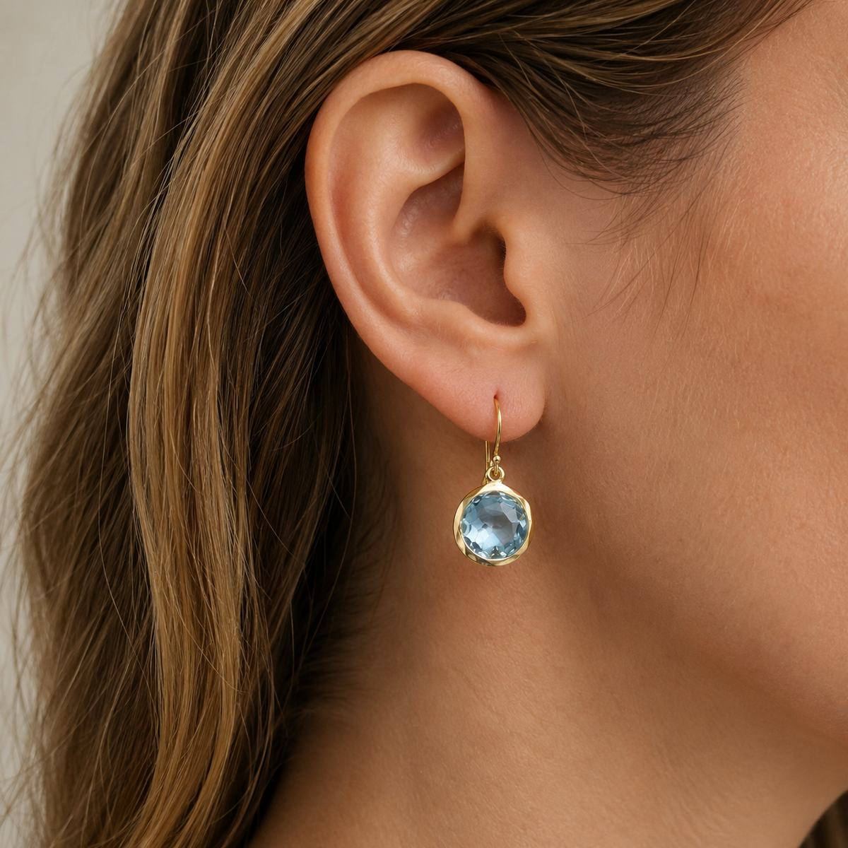 Azura – Ohrringe aus blauen Vintage-Kristallen