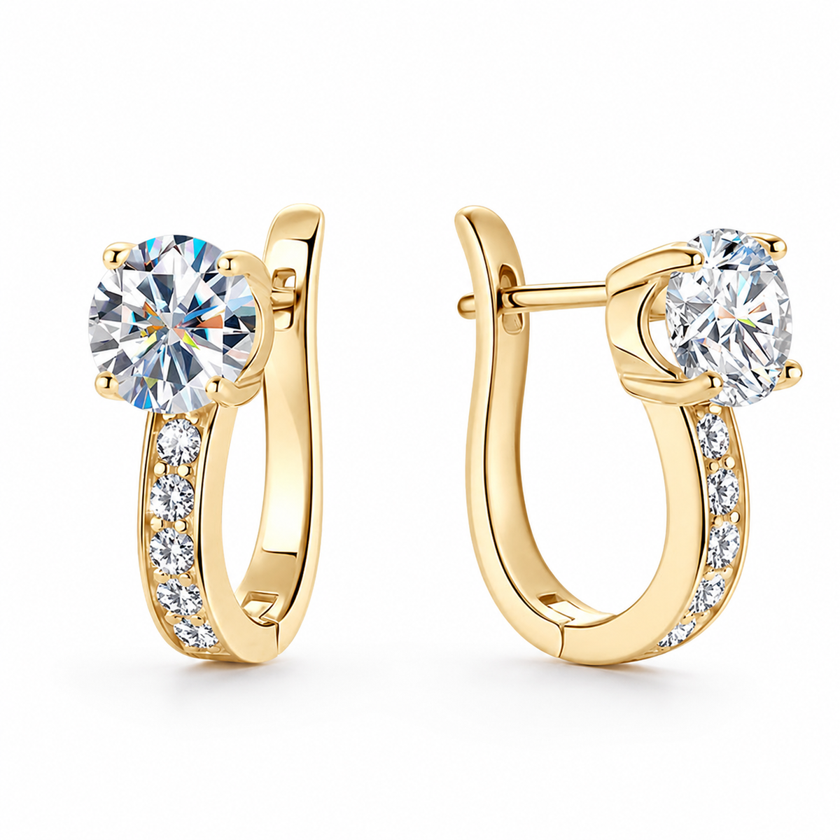 Nathalie – Huggie-Ohrringe aus Moissanit in 18K Gold