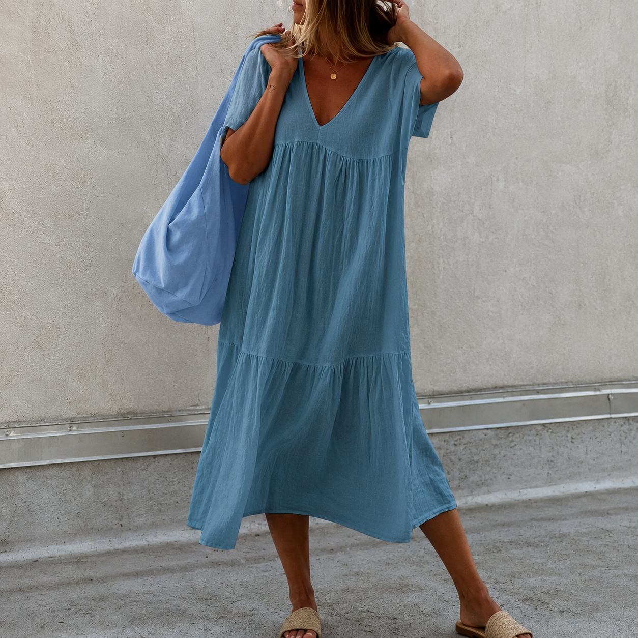 Deanna - Bequemes und vielseitiges Freizeitkleid mit V-Ausschnitt