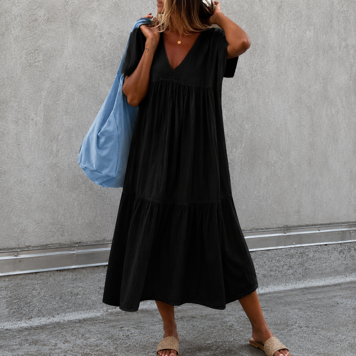Deanna - Bequemes und vielseitiges Freizeitkleid mit V-Ausschnitt