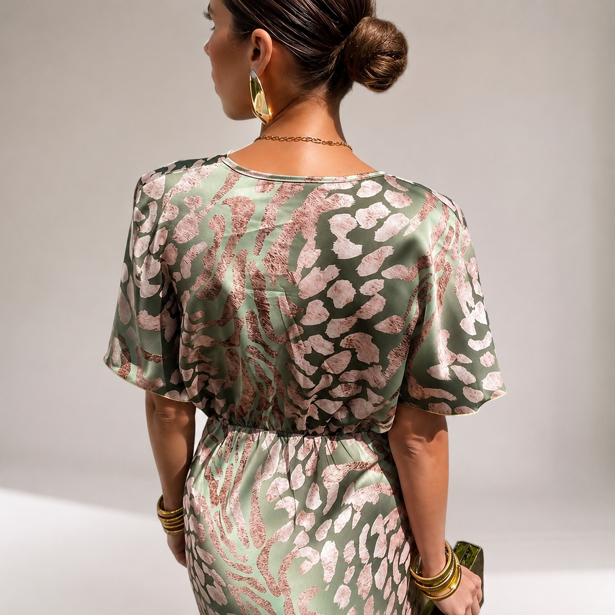 Teodora - Elegantes Damen-Maxikleid mit V-Auschnitt