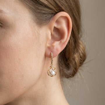 Elena – Elegante Ohrringe aus Perlen in Gold