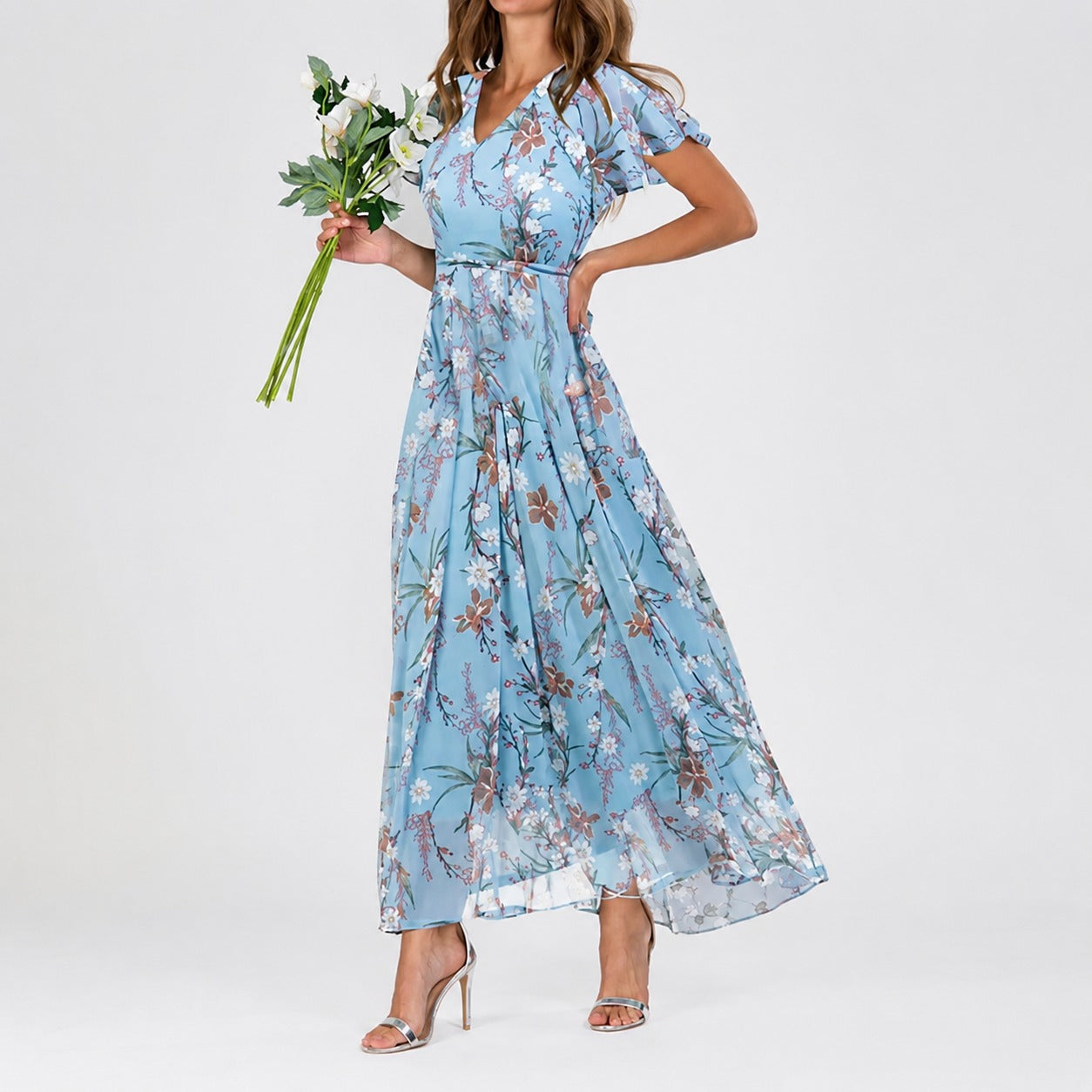Lea - Ein vielseitiges Midikleid mit Blumenmuster für alle Gelegenheiten