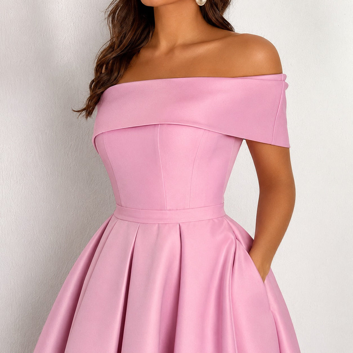 Erika - Stilvolles Kleid mit offenen Schultern