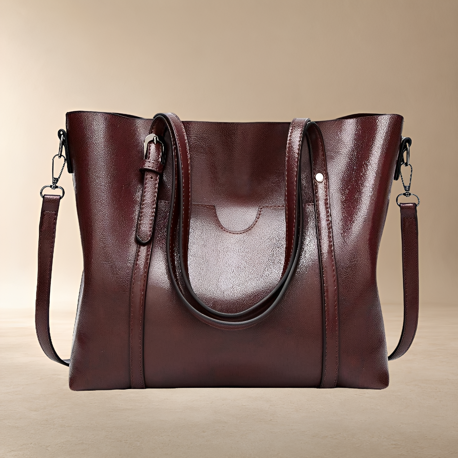 Alina - Geräumige und leichte Tasche