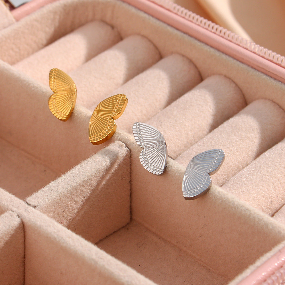 Lila - Ohrringe aus goldenem Schmetterling