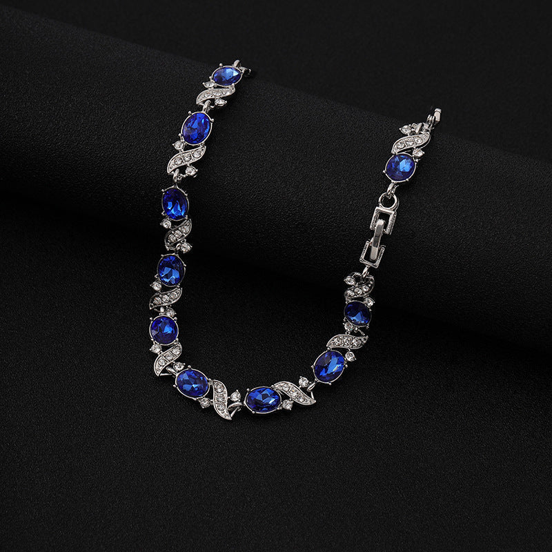 Carol – Elegante goldene Armbanduhr