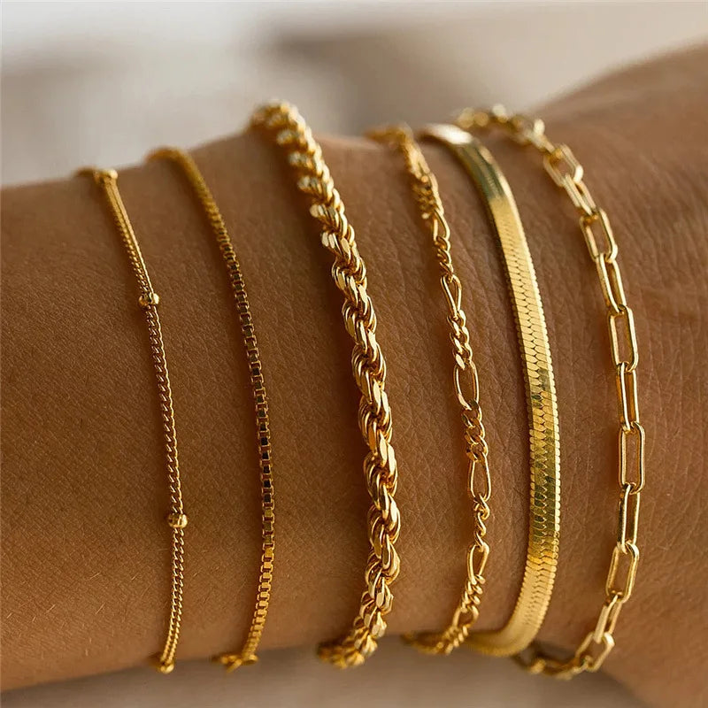 Paige – Set von 6 Armbändern mit mehreren Schichten