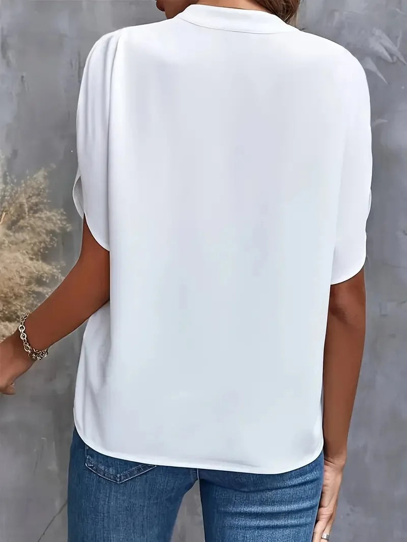 Isalie – Schicke Bluse mit V-Ausschnitt und fließendem Stoff