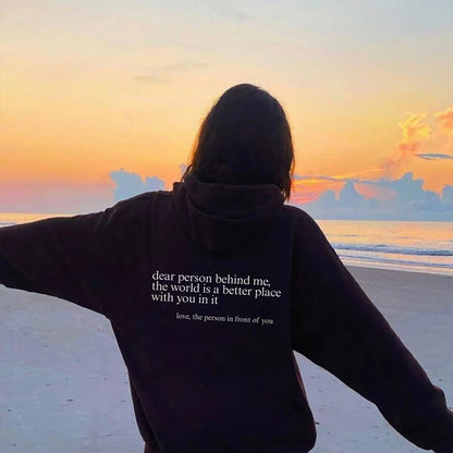 Liebe Person – Hoodie mit Statement-Rückenaufdruck