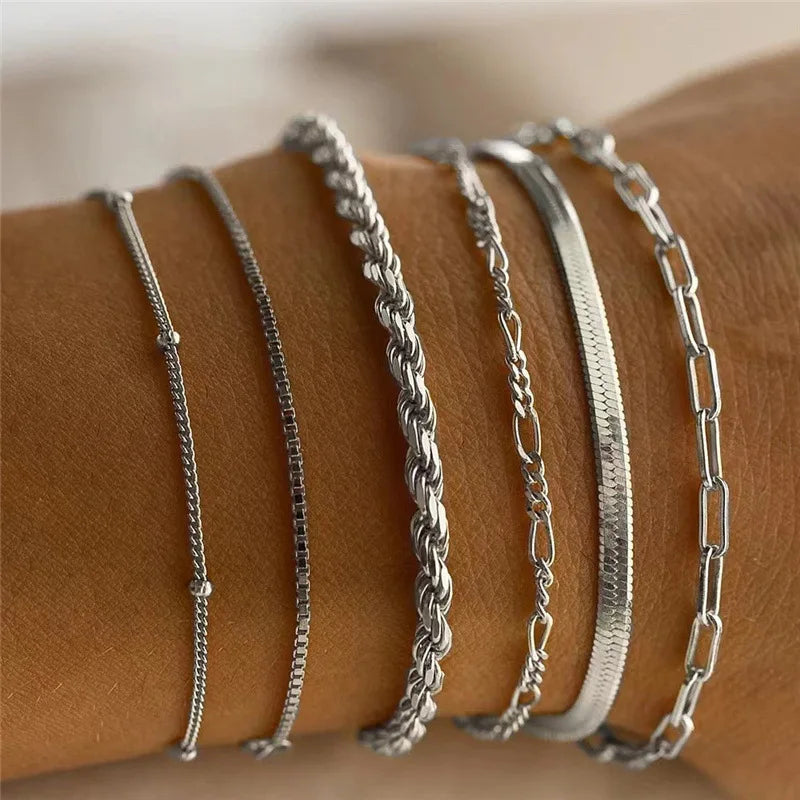 Paige – Set von 6 Armbändern mit mehreren Schichten