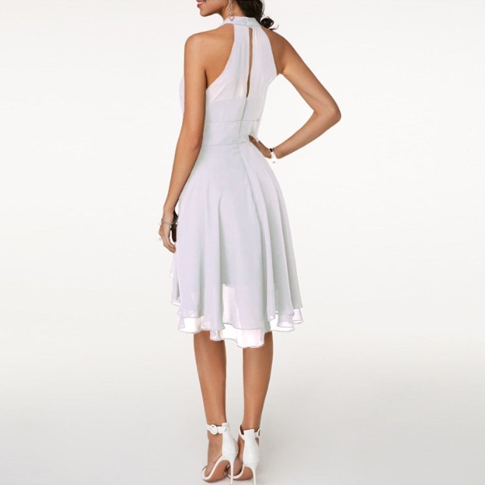 Loren - Elegantes Kleid mit Verzierungen