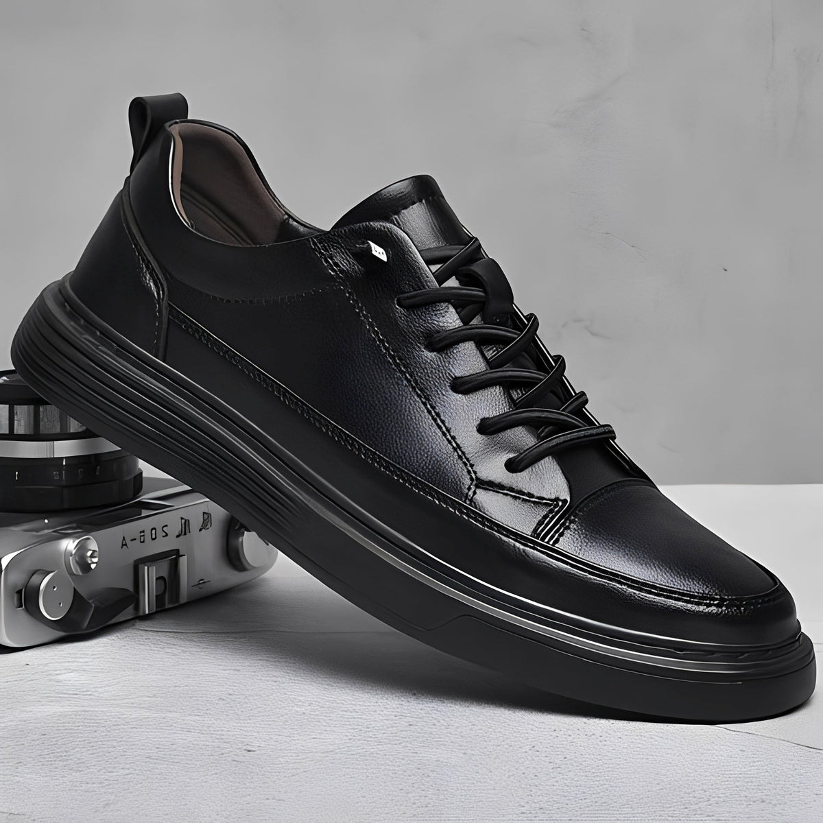 Romeo - Trendige Low-Top Sneakers für Männer