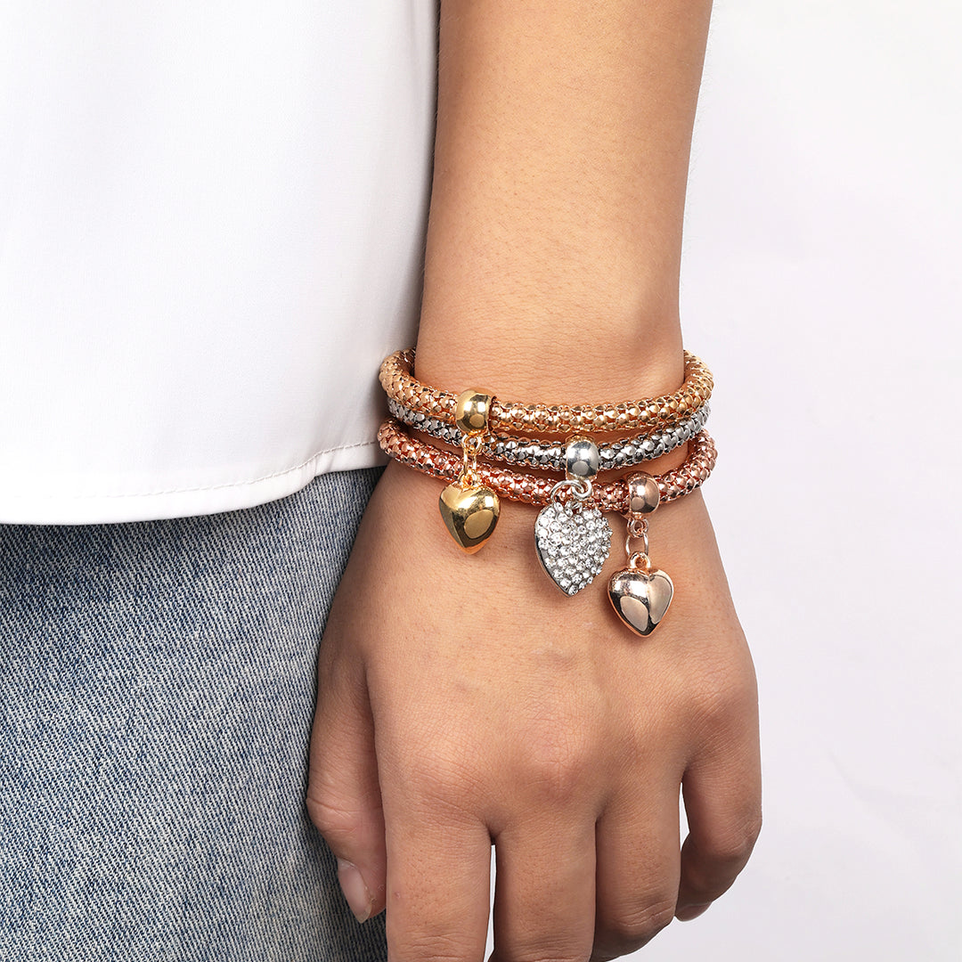Aria – Metallarmband mit soliden Herzen