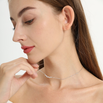 Halskette Lächeln aus Diamanten - Delikate Halskette aus Diamanten