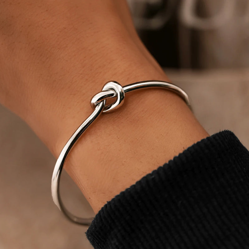 Inaya – Vintage-Armband mit verstellbarem Knoten