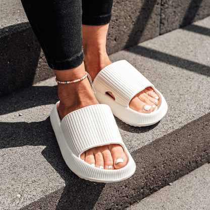 Rumi – Bequeme Schuhe für drinnen & draußen