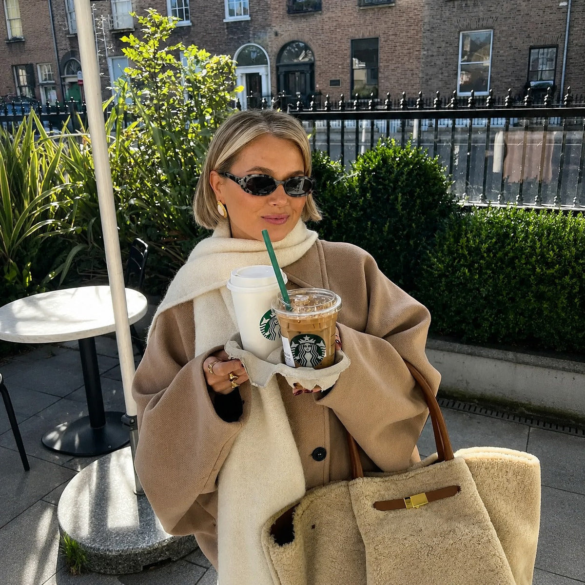 Elena - Lässig geschnittene Jacke im doppelreihigen Look