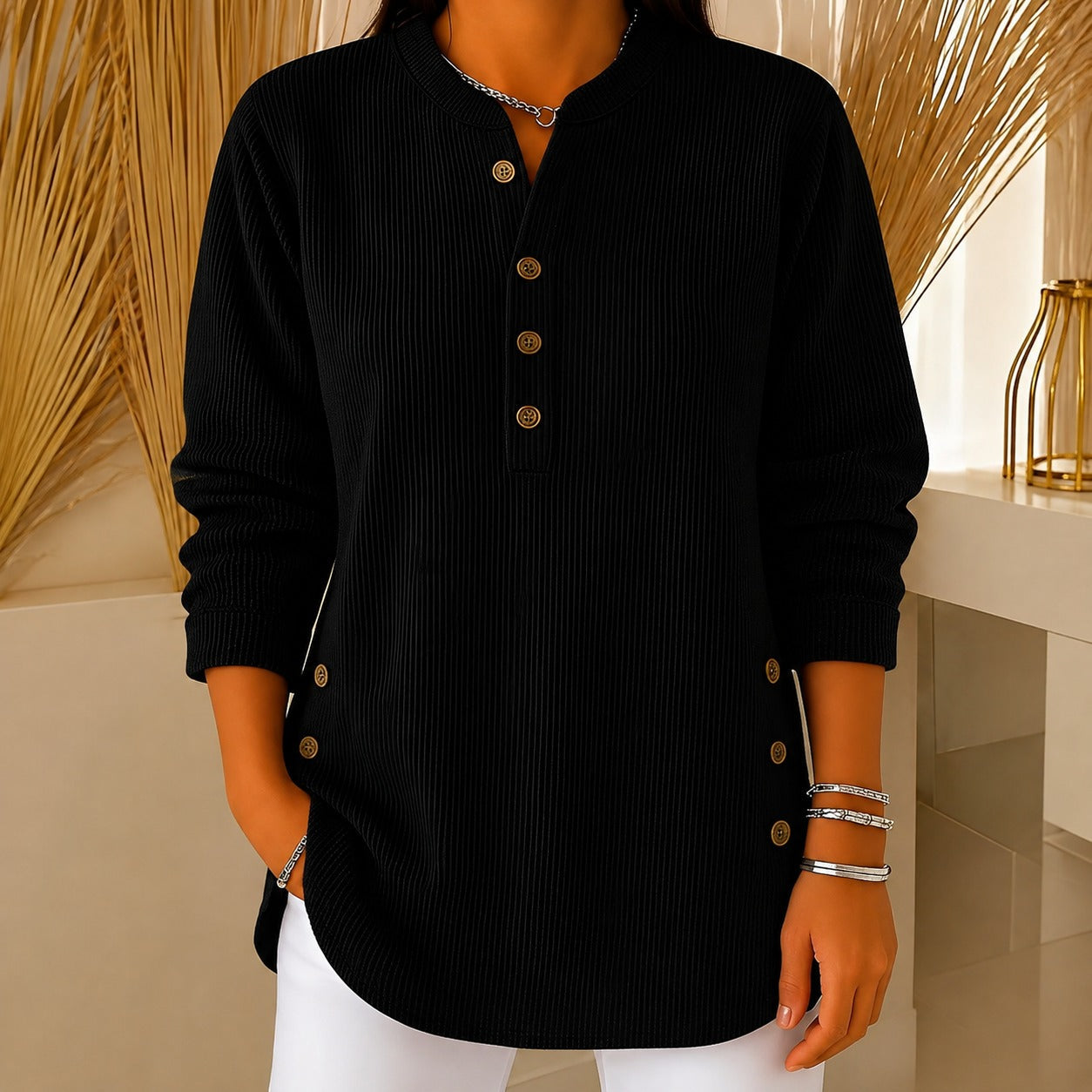 Jocelyn - Ein gemütlicher Damenpullover mit Knopfdetails