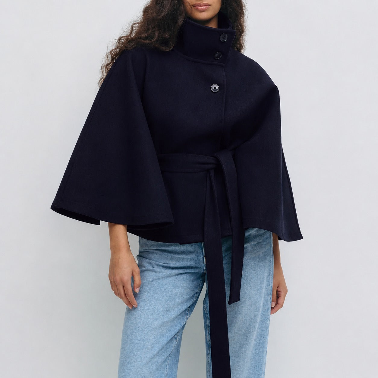 Loraine - Modische Damenjacke mit Schärpe