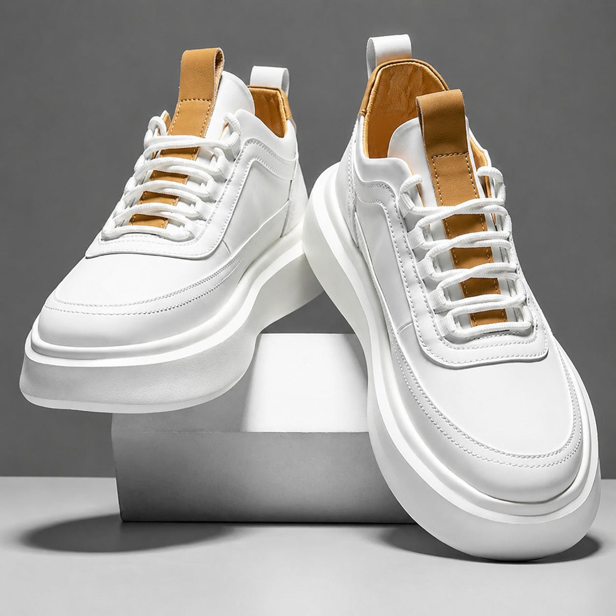Tommy - Stilvolle und bequeme weiße Sneaker