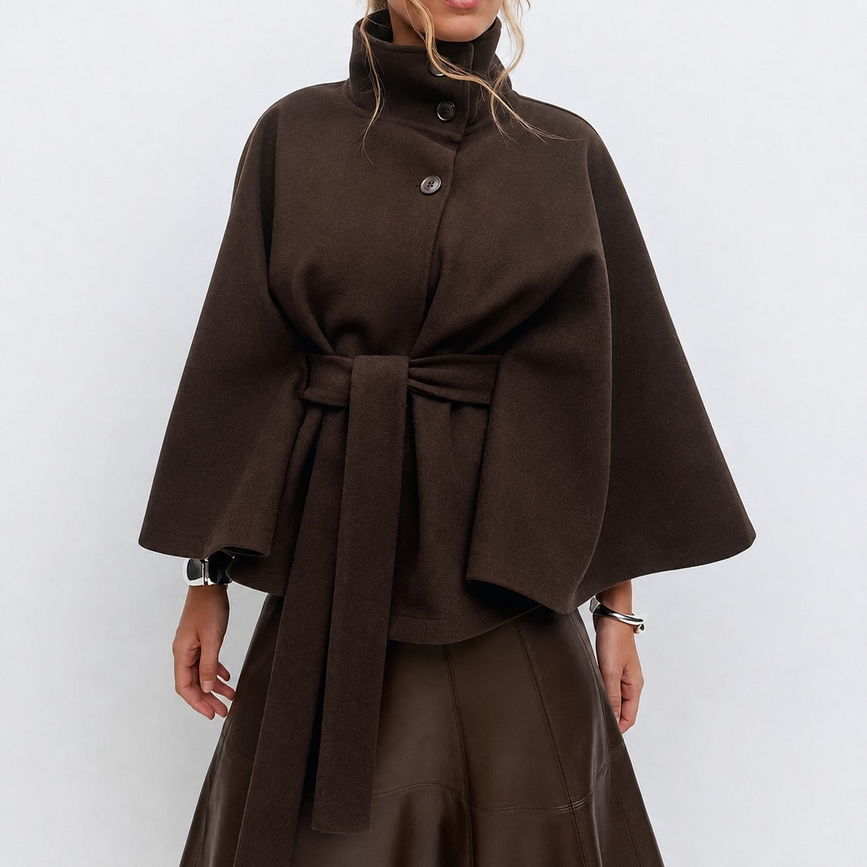 Loraine - Modische Damenjacke mit Schärpe