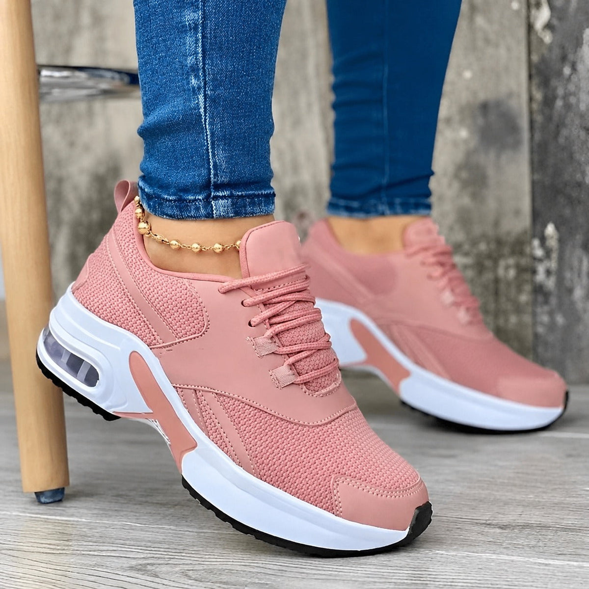 Nik - Modische und luftdurchlässige Sportschuhe