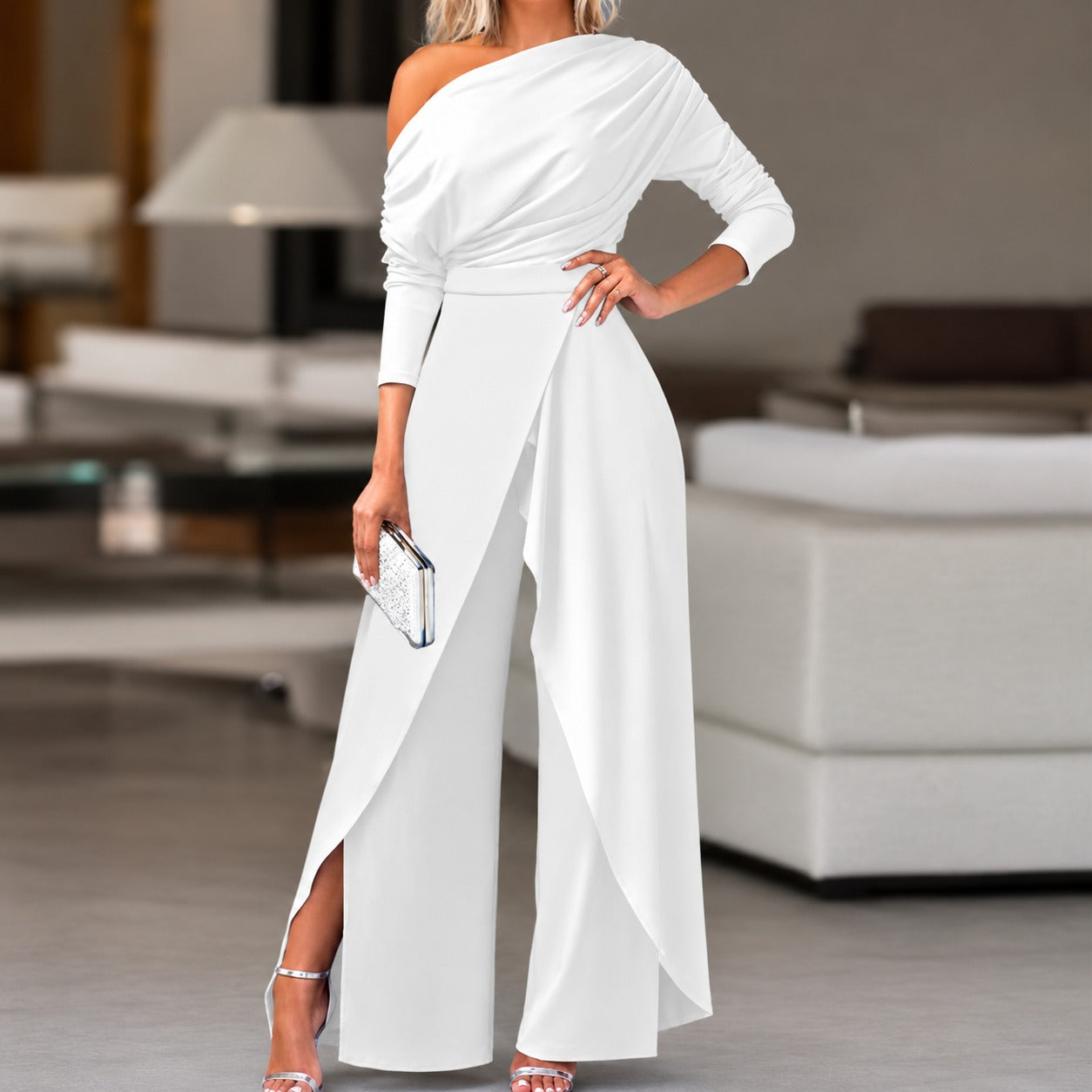 Noelle - Klassischer, figurbetonter Jumpsuit
