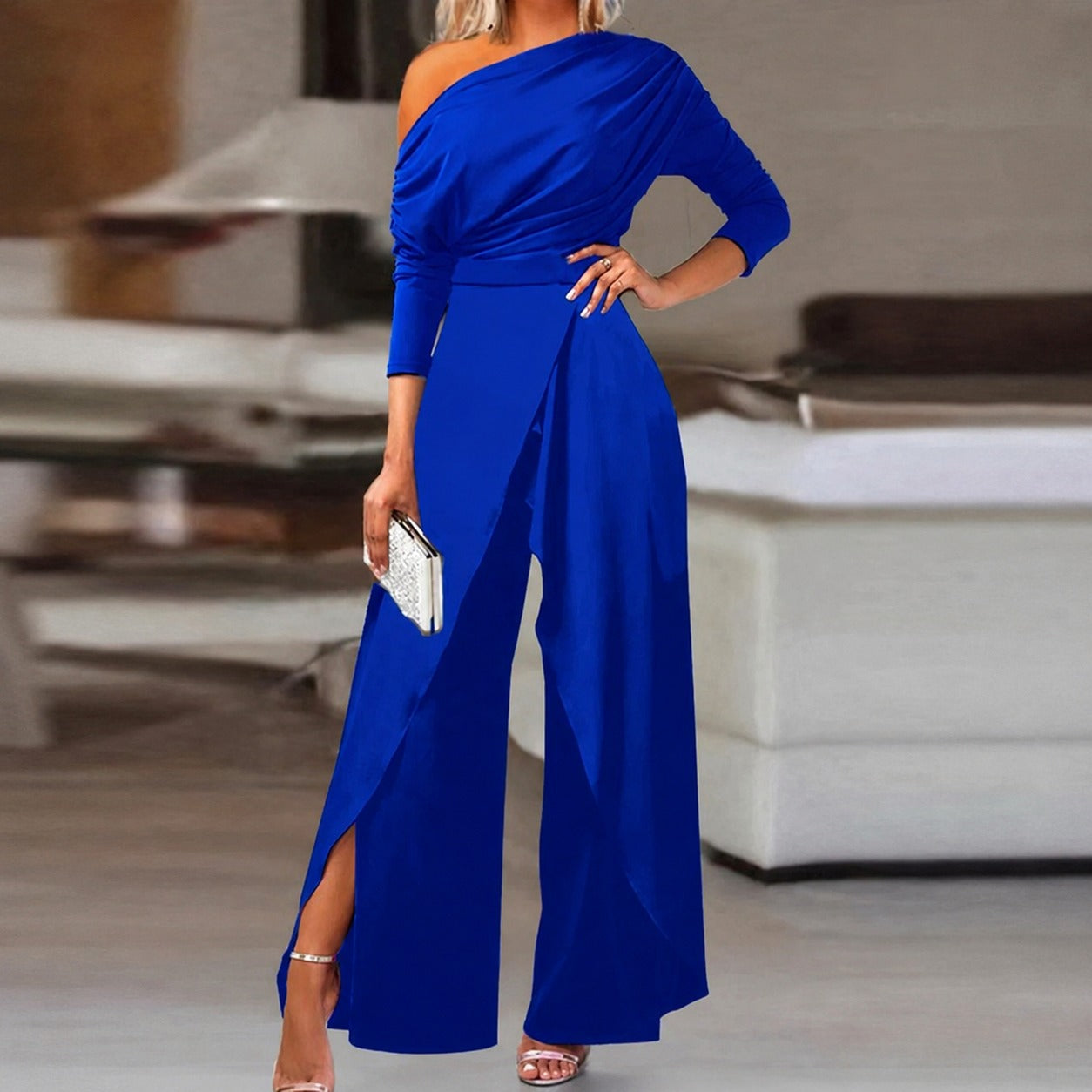 Noelle - Klassischer, figurbetonter Jumpsuit