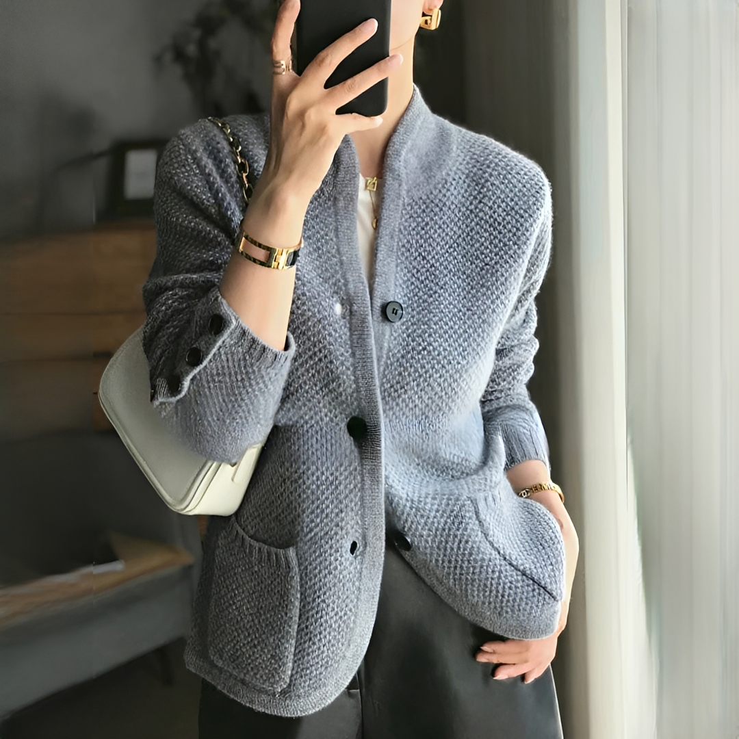 Carissa - Klassischer und warmer Blazer