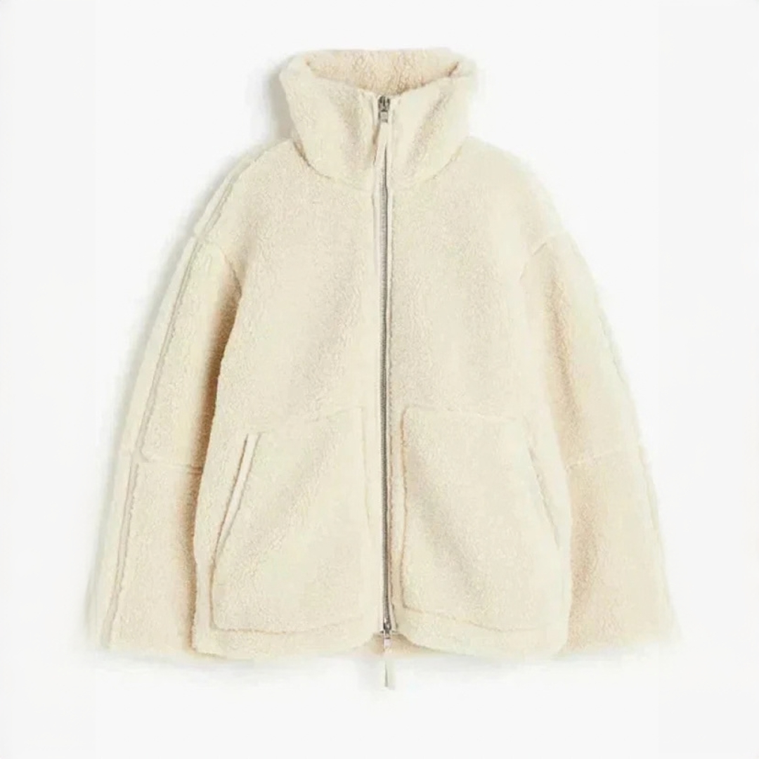 Daria - Elegante und warme Oversize-Jacke