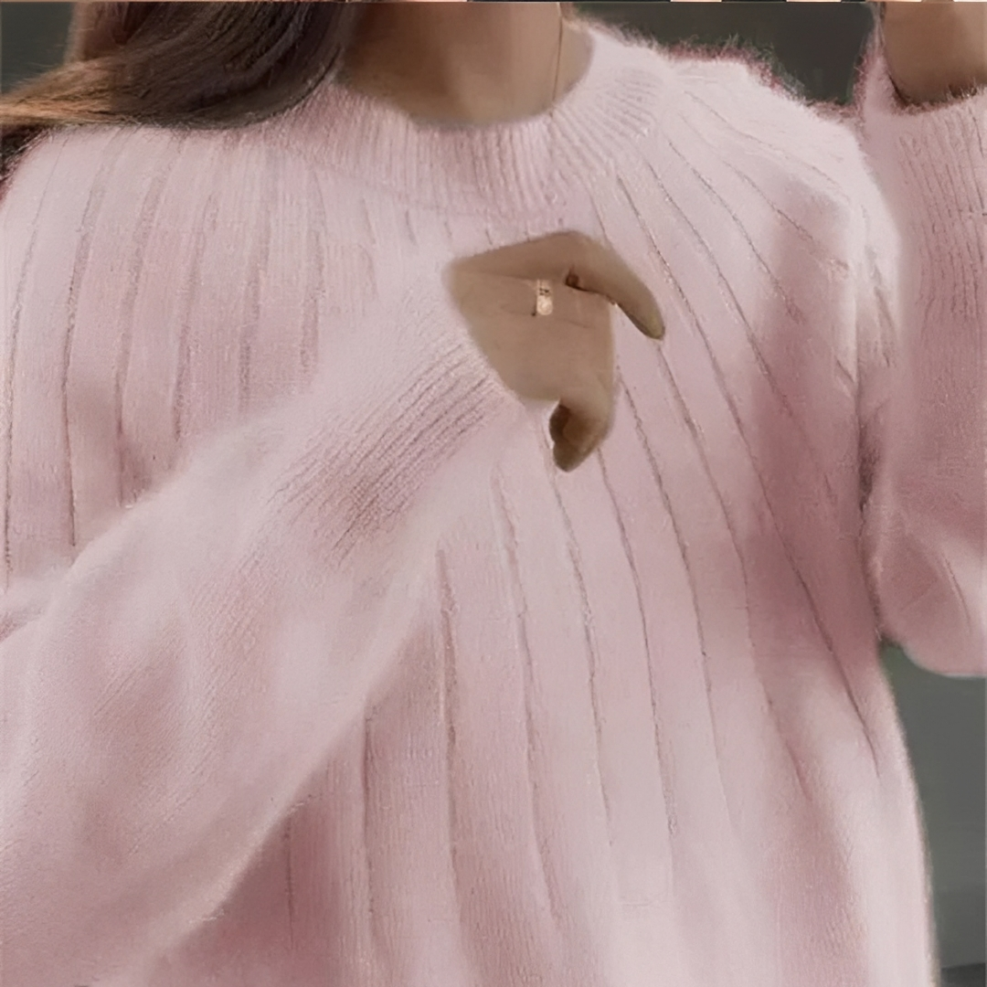 Naomi - Komfortabler und flauschiger Pullover
