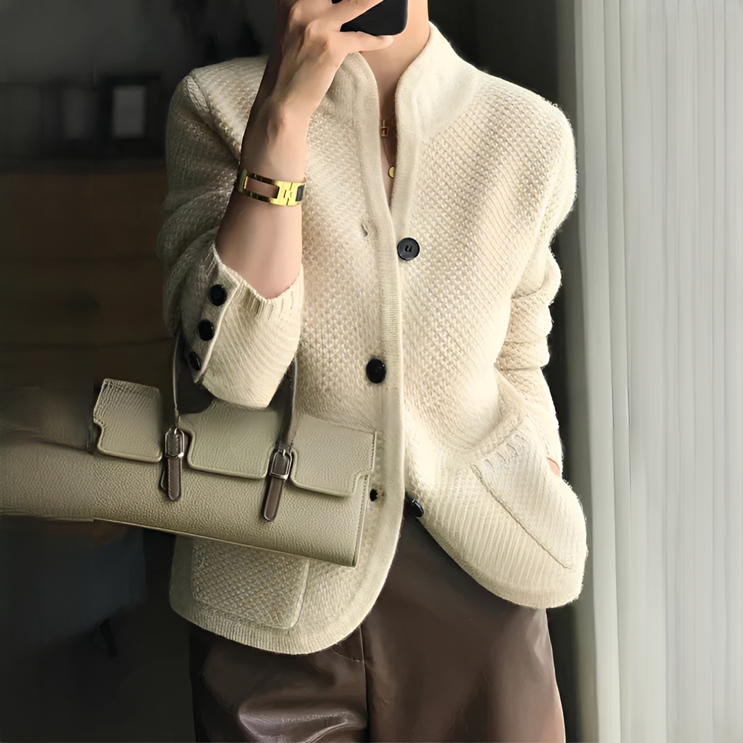 Carissa - Klassischer und warmer Blazer