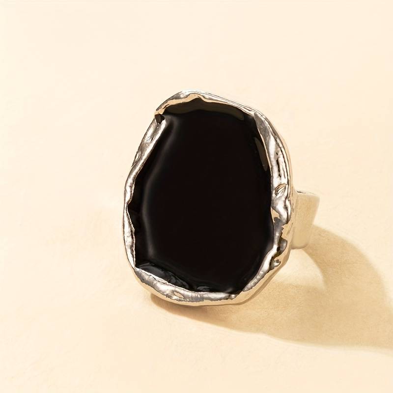 Überdimensionierter Vintage-Ring mit schwarzem Stein - Übertriebener Vintage-Schwarzer Ring