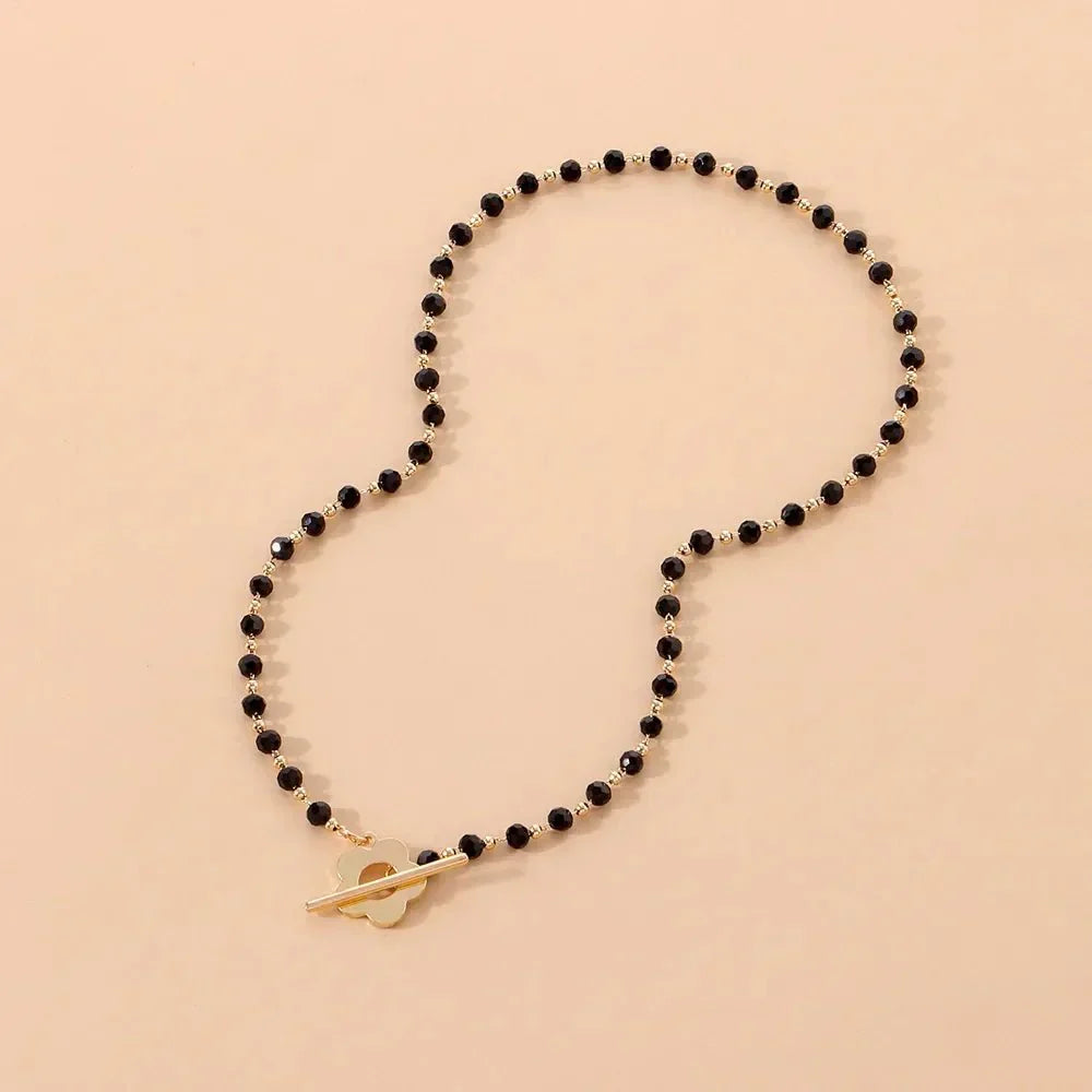 Naya - Choker-Halskette mit Blumenverschluss