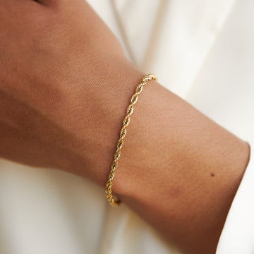 Calvi – Pulsera mit geflochtenem Goldkettchen