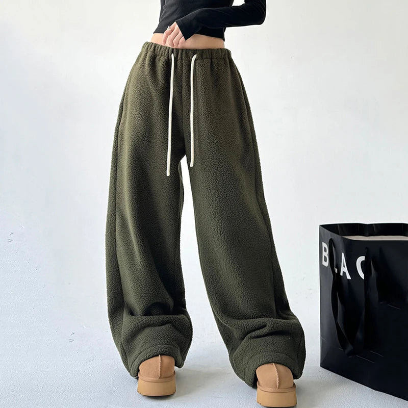 Damen-Sweatpants Wide Leg mit Kordelzug und Seitentaschen