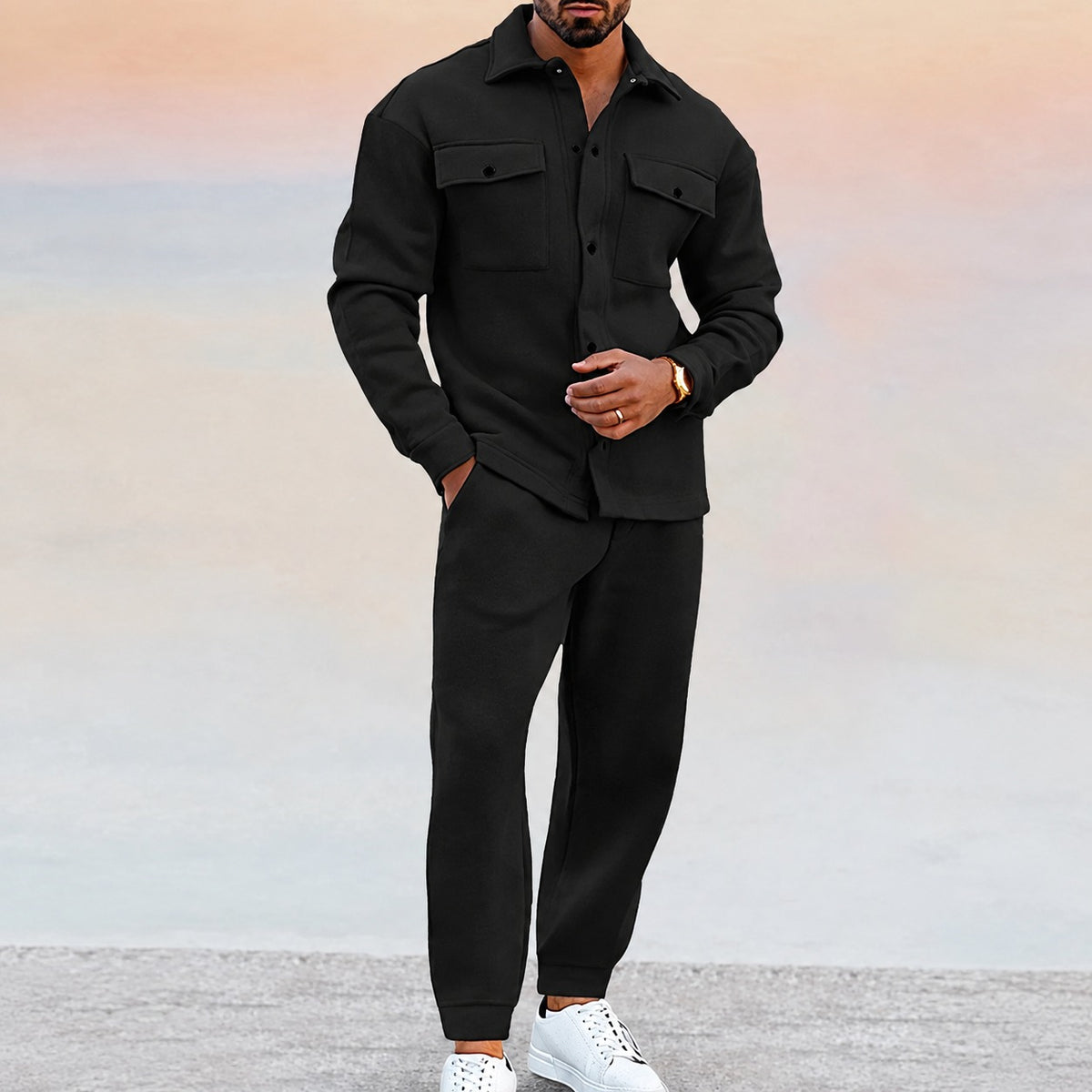 Herren-Set mit Freizeitjacke mit Knopfleiste und Jogginghose mit elastischem Bund