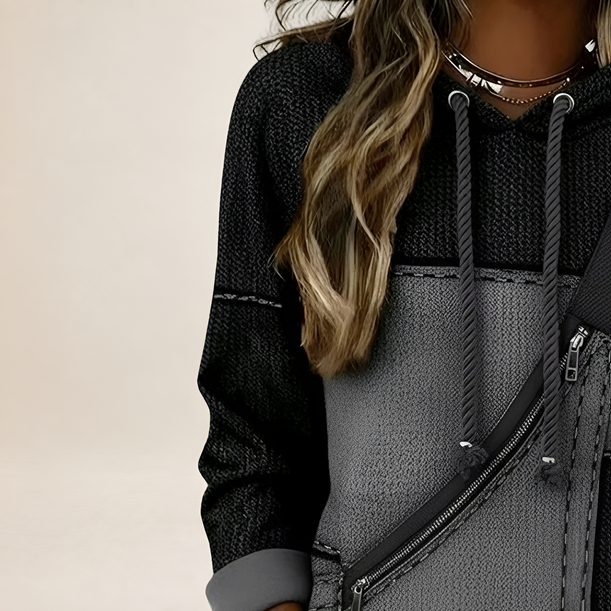 Hoodie für Damen - Kapuzenjacke mit Reißverschluss und seitlichen Zip-Taschen