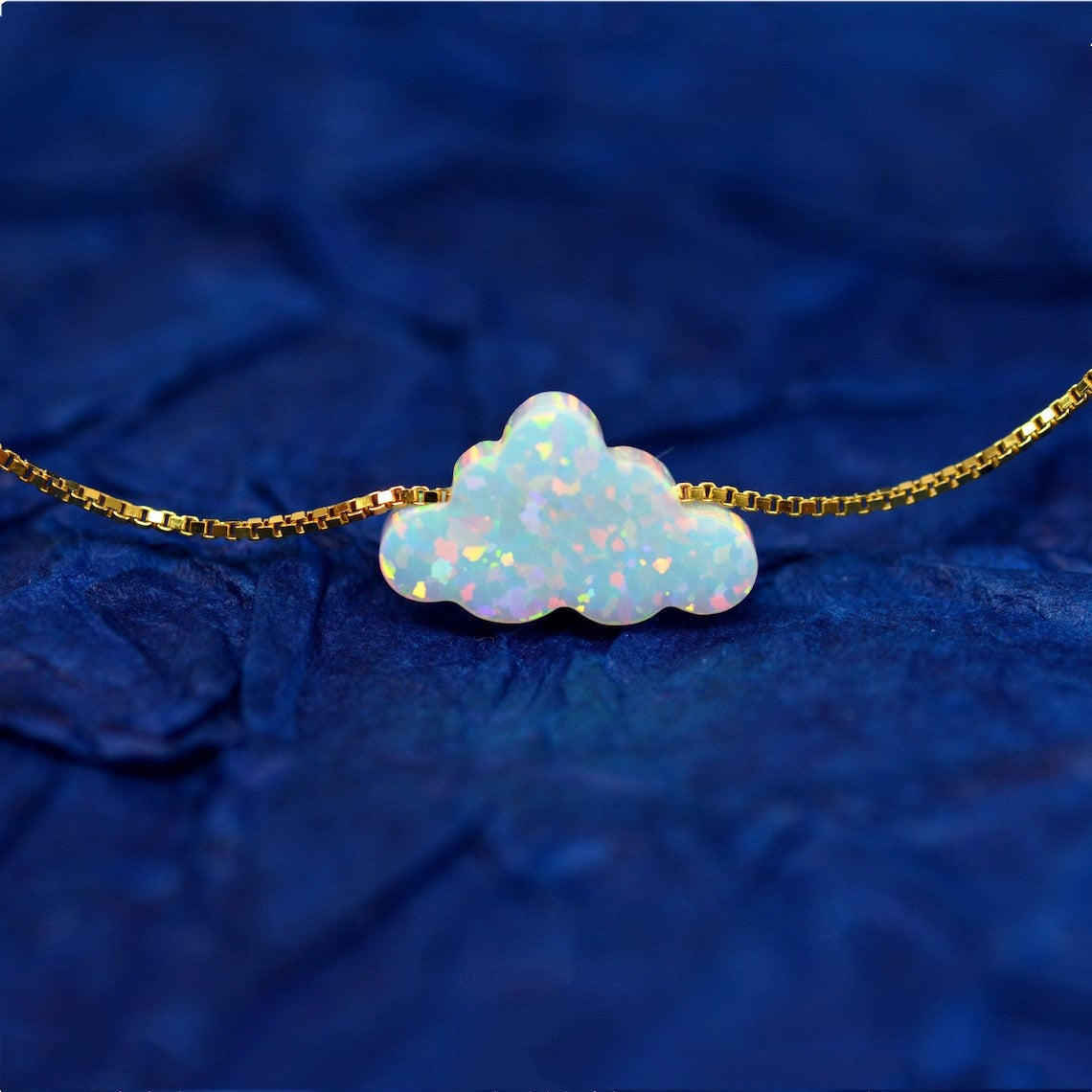 Collar aus Wolkenopal - Halskette mit Wolkenanhänger