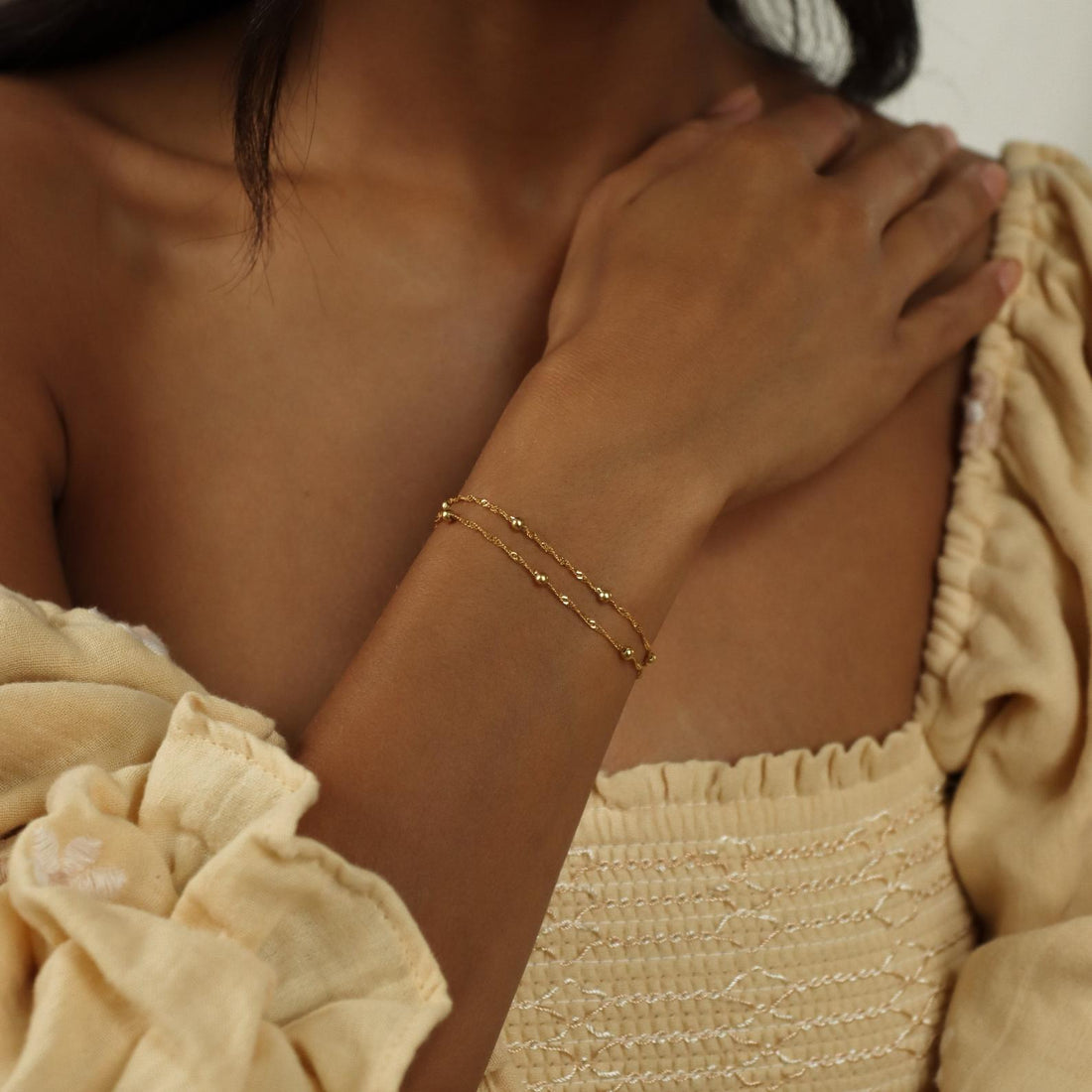 Doppeltes Perlenhalsband Ripple - Schichtarmband