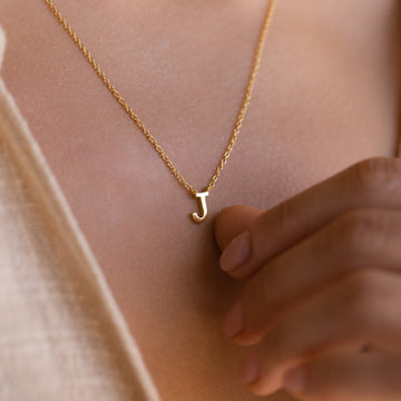 Jasmine – Zartes Halsband mit personalisiertem Anfangsbuchstaben