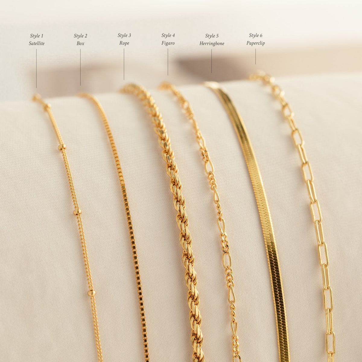 Kettenschmuck - minimalistische Stapelarmbänder