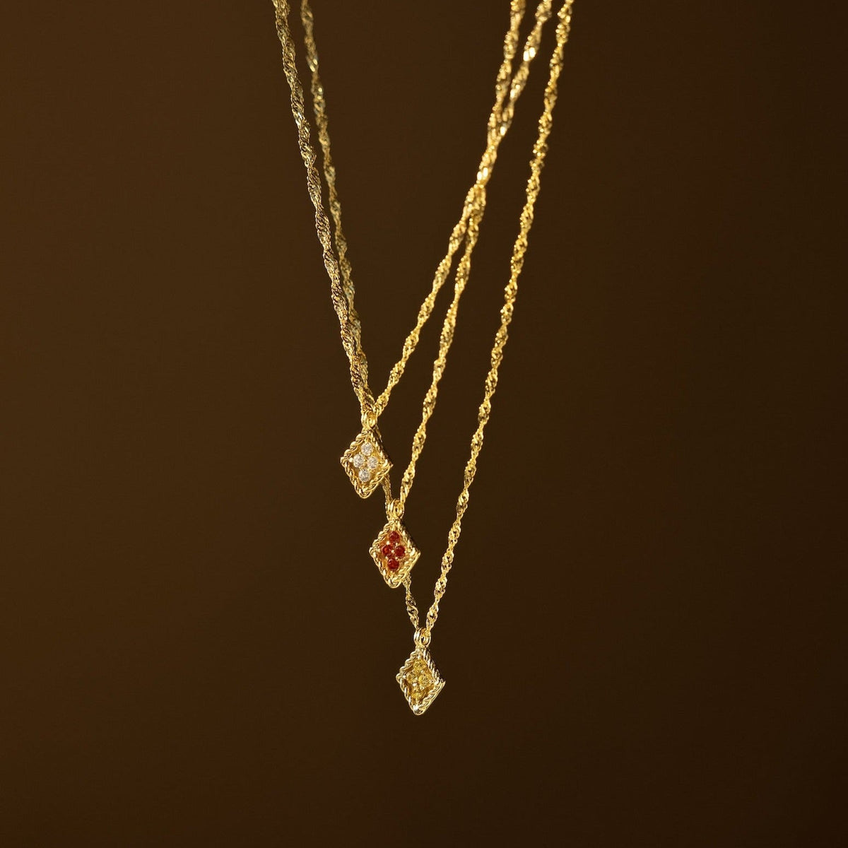 Anhänger aus Geburtsstein-Diamant
