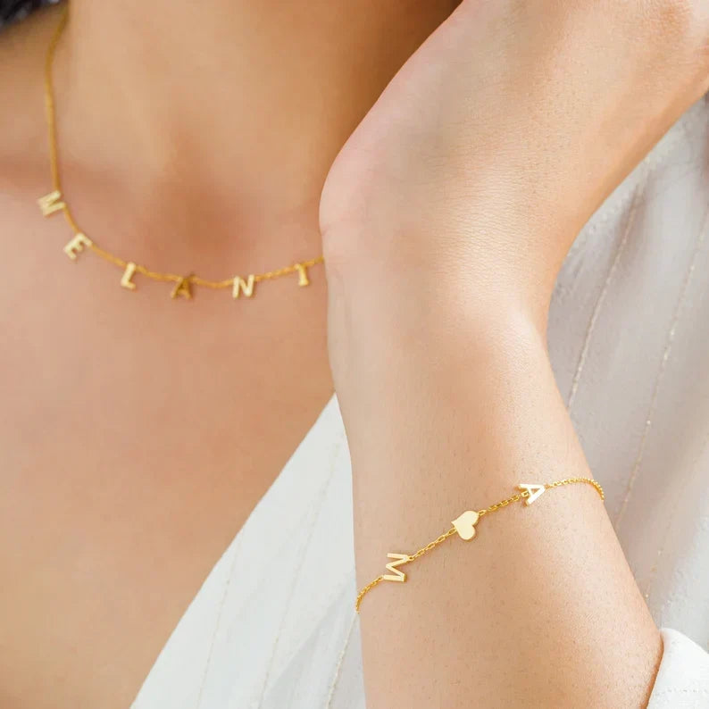 Armband Herz mit doppelten Initialen - Armband Herz der doppelten Liebe für Sie