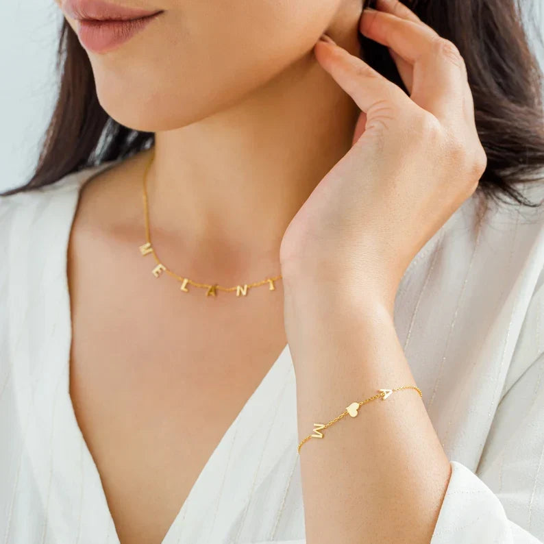 Armband Herz mit doppelten Initialen - Armband Herz der doppelten Liebe für Sie